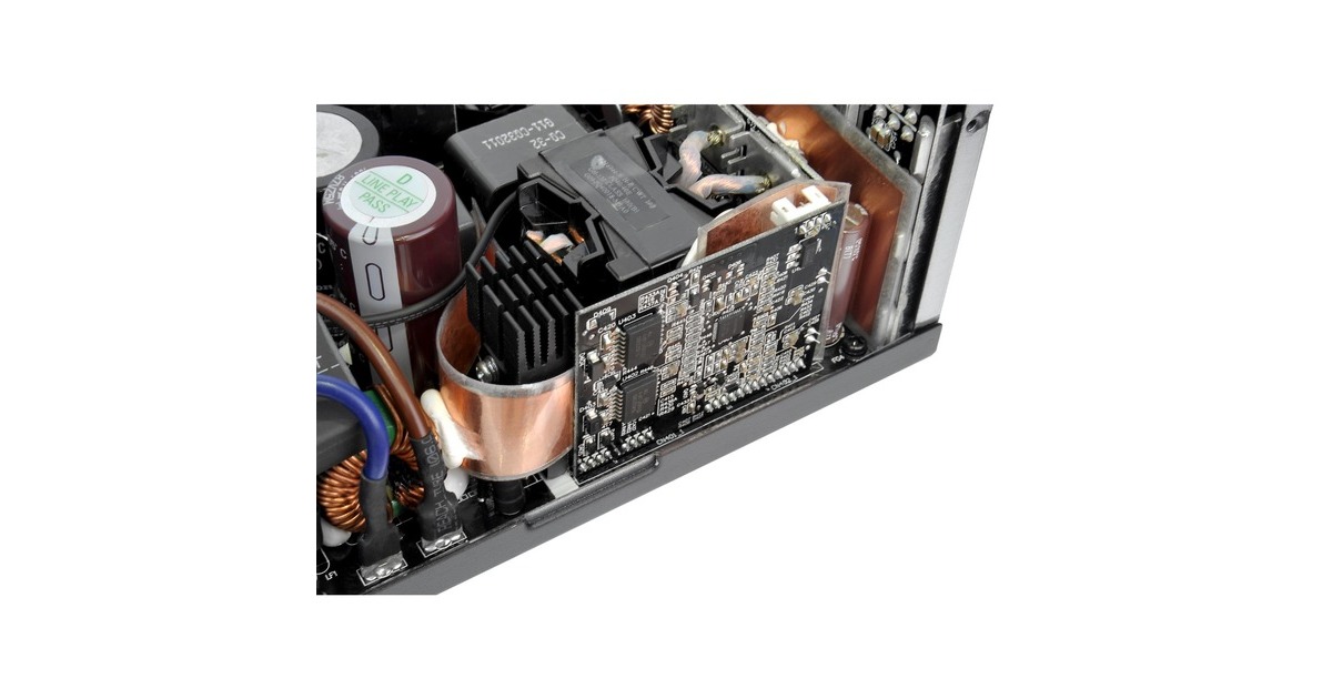 Thermaltake Toughpower PF1 ARGB 850W, PC-Netzteil(schwarz, 6x PCIe, Kabel-Management, 850 Watt)