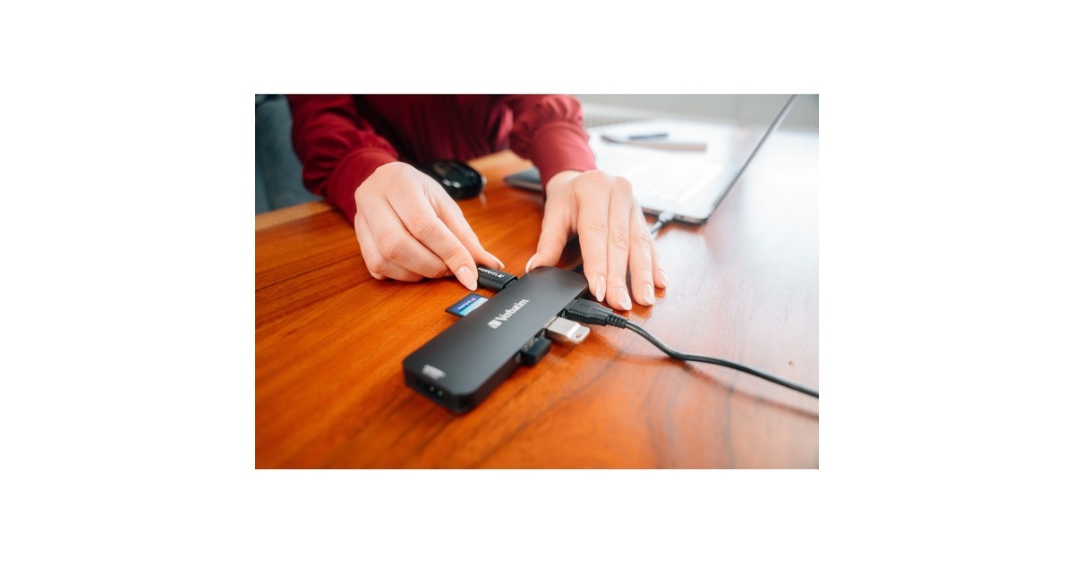Verbatim USB-C Pro Multiport-Hub CMH-08, 8 Port, Dockingstation(grau, 2x HDMI, 3x USB-A, USB-C PD, SD, microSD)