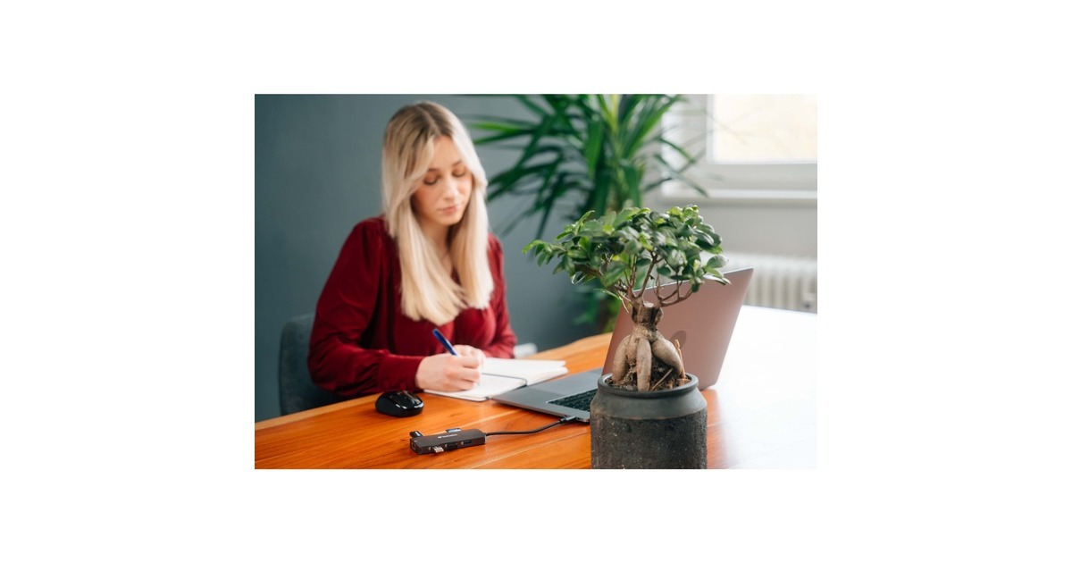 Verbatim USB-C Pro Multiport-Hub CMH-09, 9 Port , Dockingstation(grau, HDMI, RJ-45, 3x USB-A, 2x USB-C, PD, SD, microSD)