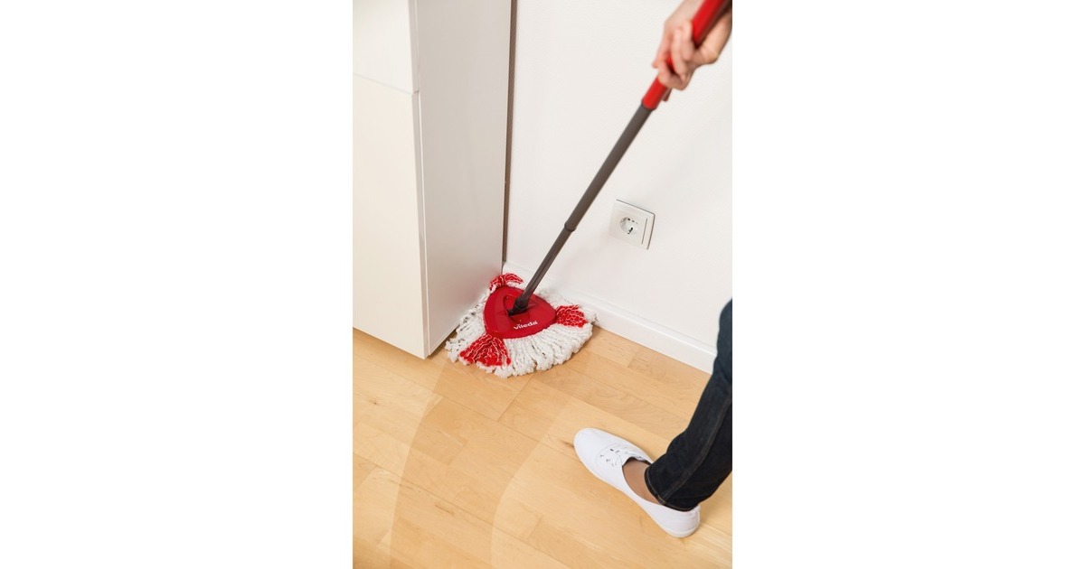 Vileda Turbo EasyWring & Clean Wischmop Komplettset, Bodenwischer(schwarz/rot, inkl. Classic Ersatzkopf)