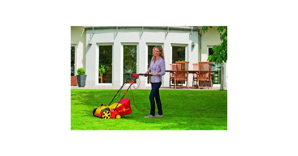 WOLF-Garten Elektro-Vertikutierer VA 303 E(rot/gelb, 30cm, 1.300 Watt)