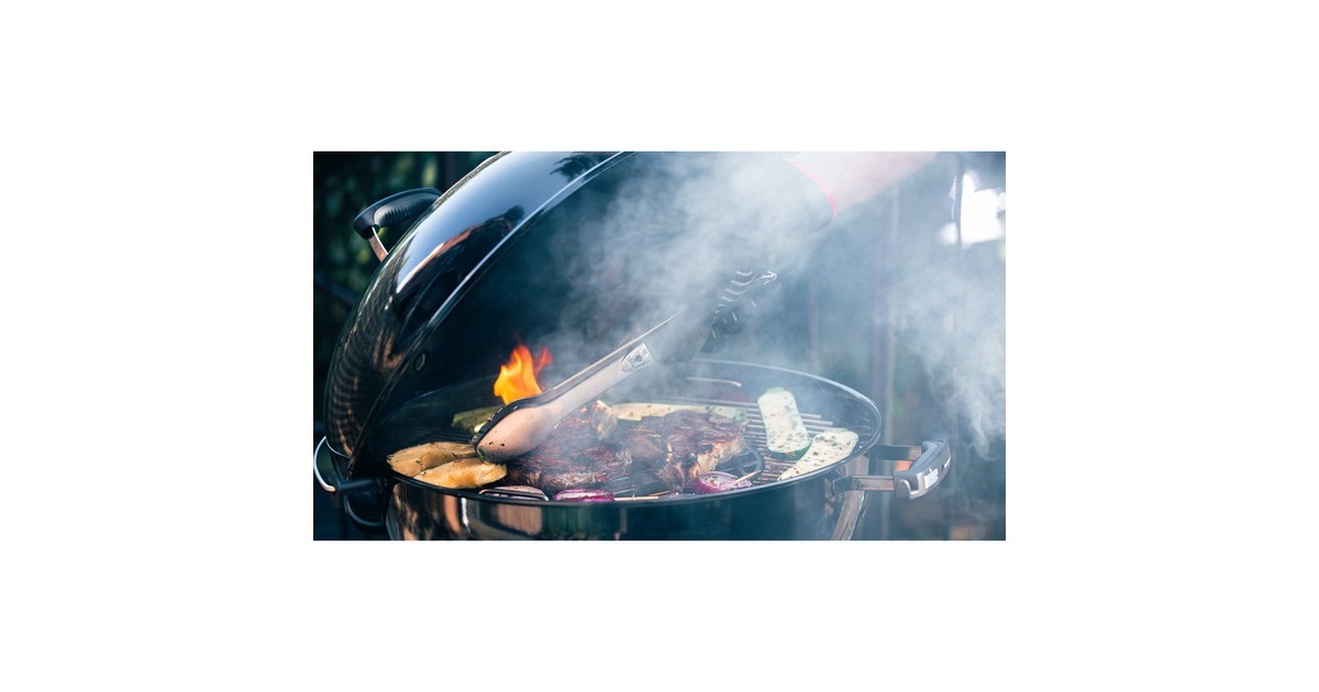 Weber Holzkohlegrill Master-Touch GBS E-5750(schwarz, Ø 57cm)