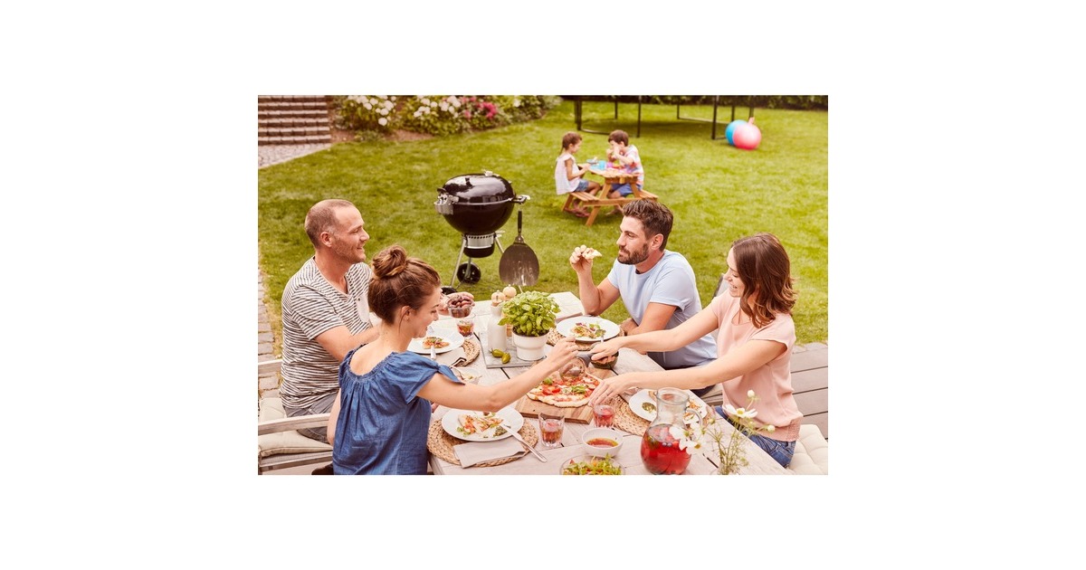 Weber Holzkohlegrill Master Touch GBS Premium E-5770(schwarz, Ø 57cm)