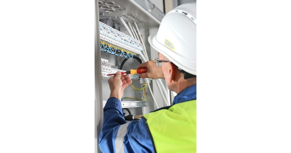 Wiha Drehmoment-Schraubendreher Set TorqueVario-S electric(rot/gelb, 19-teilig, 0,8 - 5Nm)