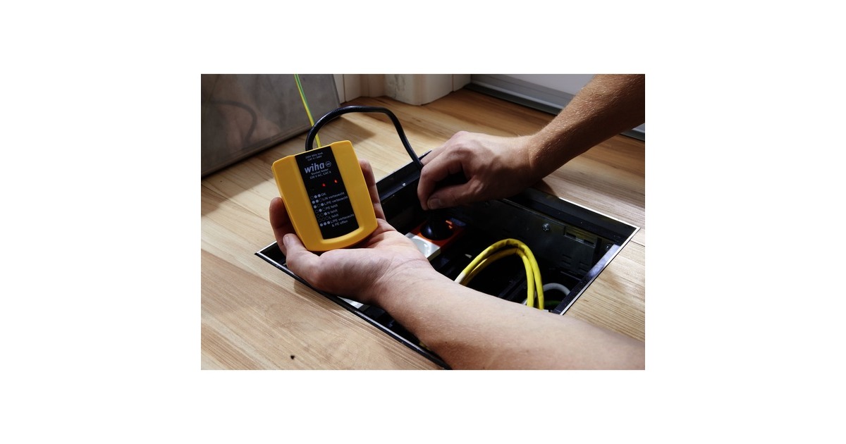 Wiha Steckdosentester 45220, 230 V AC, Messgerät(gelb/schwarz)